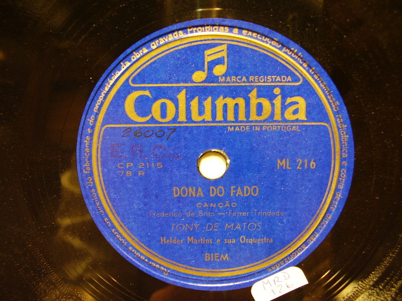 Dona do Fado
